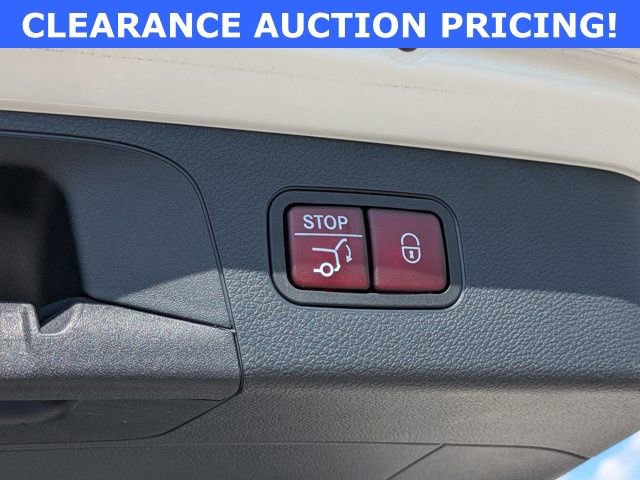 Used 2022 Mercedes-Benz GLC 300 w/ Premium Package Lite image 14