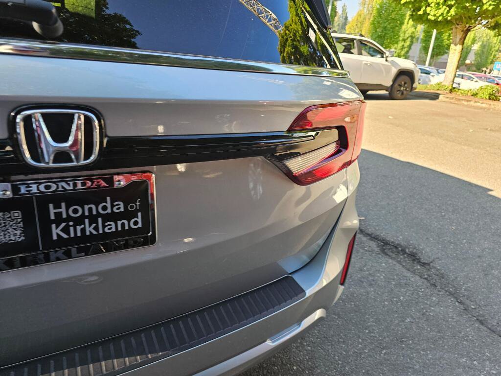 Used 2025 Honda Odyssey EX-L image 17