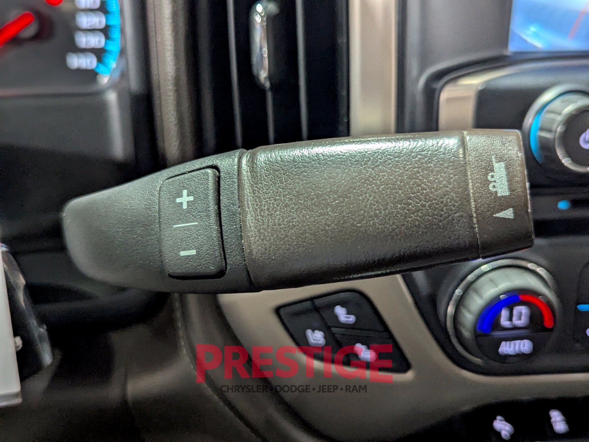 Used 2018 GMC Sierra 3500 Denali w/ Duramax Plus Package AWD/4WD image 27