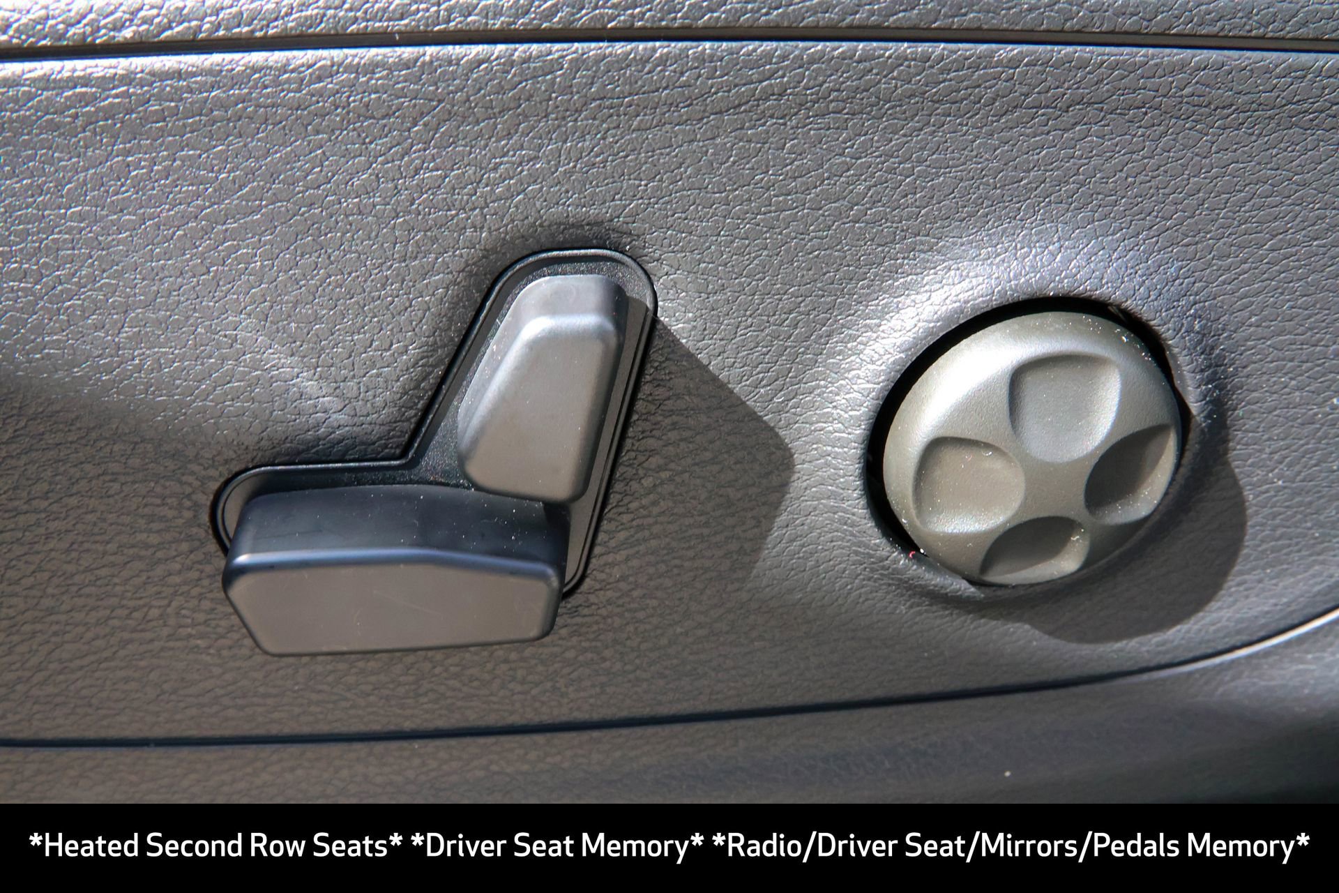 New 2026 RAM 1500 Rebel image 9