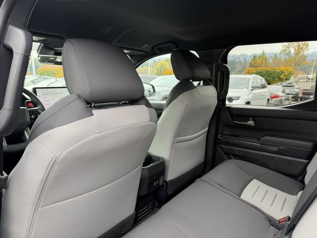 Used 2024 Toyota Tacoma TRD Off-Road image 29