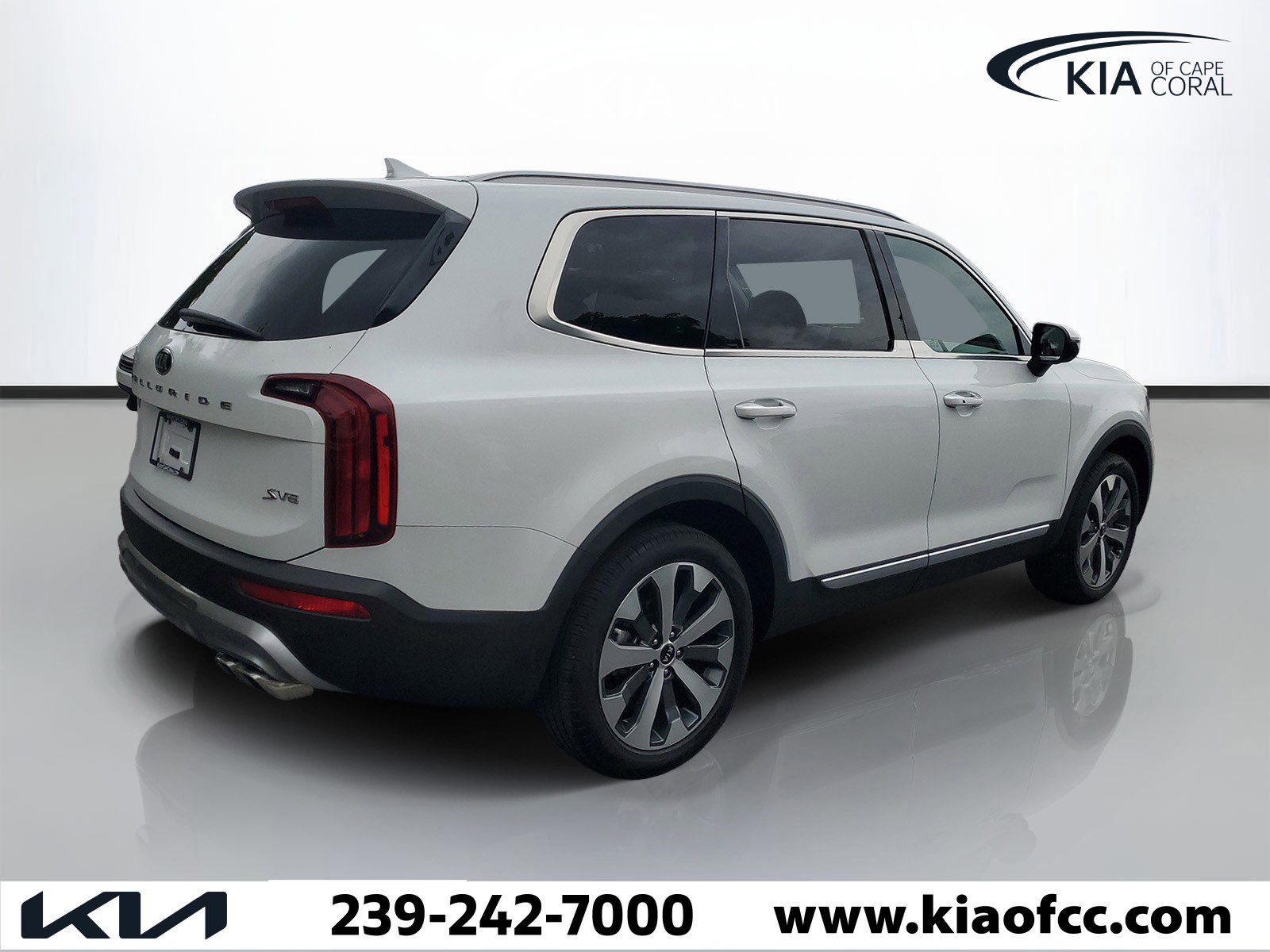 Used 2020 Kia Telluride S w/ S 8 Passenger Seating Package FWD image 4
