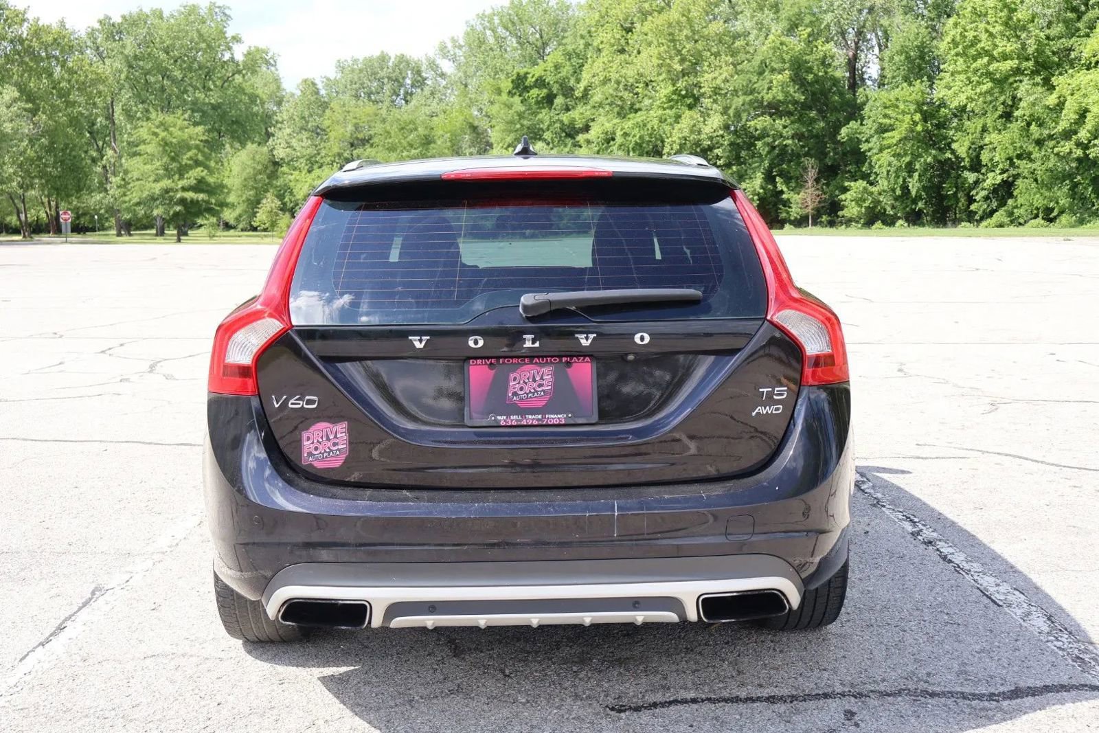 Used 2015 Volvo V60 T5 Premier Plus AWD/4WD image 7