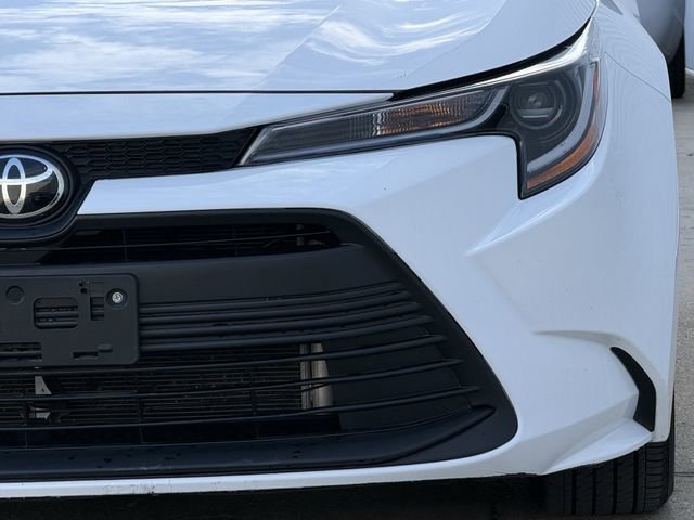 Used 2025 Toyota Corolla LE image 9