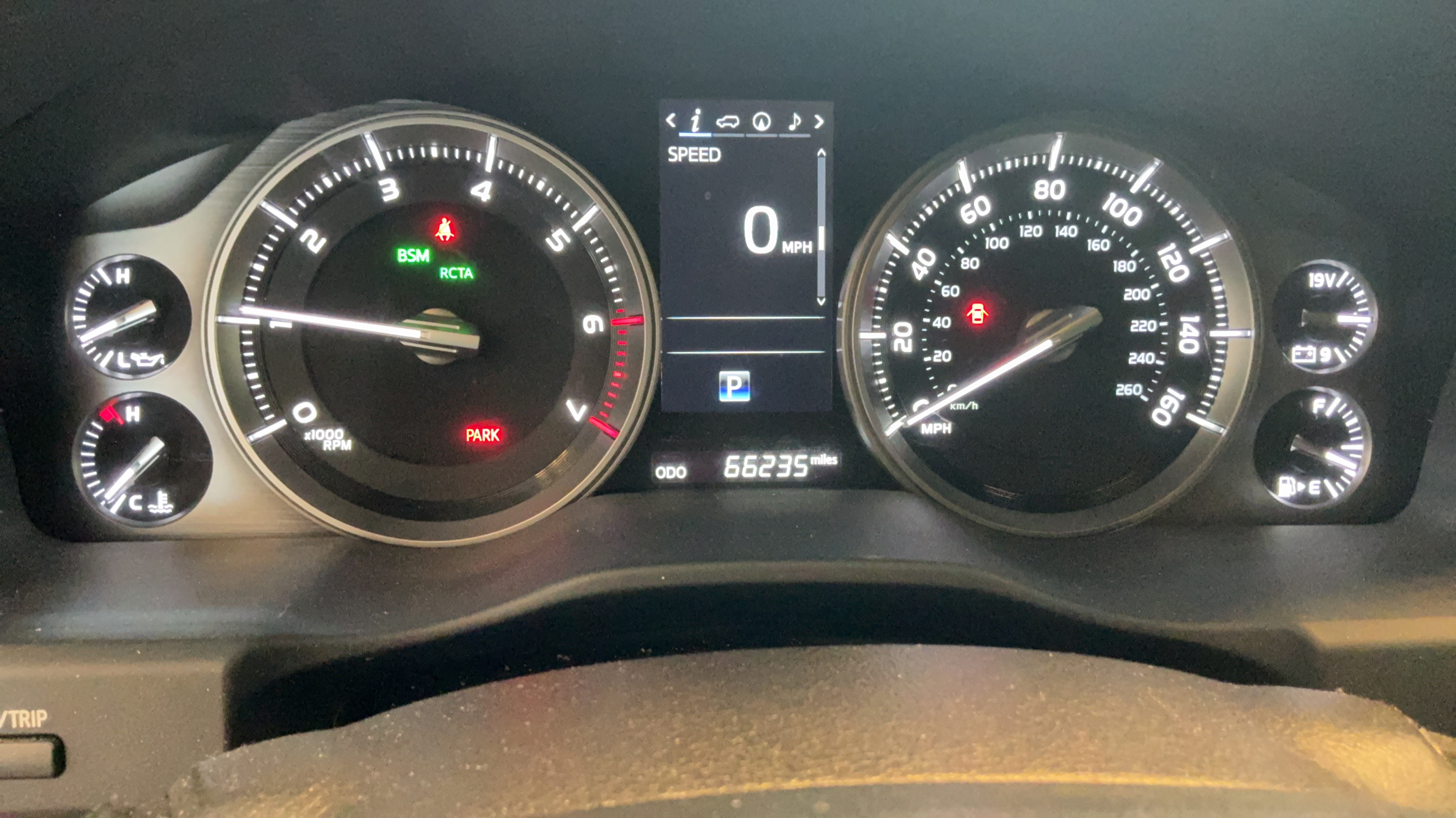 Used 2019 Toyota Land Cruiser AWD/4WD image 10