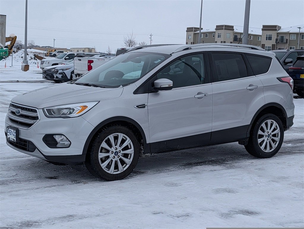 Used 2017 Ford Escape Titanium image 7