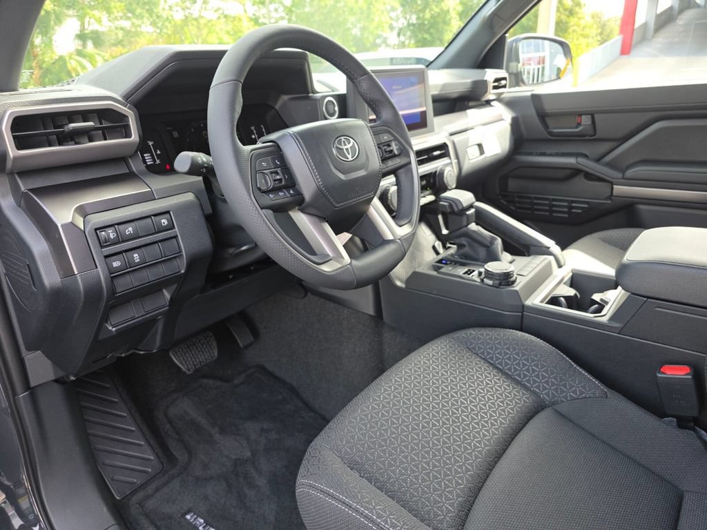 New 2026 Toyota 4Runner SR5 AWD/4WD image 25