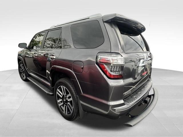 Used 2022 Toyota 4Runner Limited AWD/4WD image 6