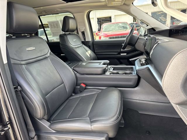 Used 2025 Ford Expedition Max Platinum image 14