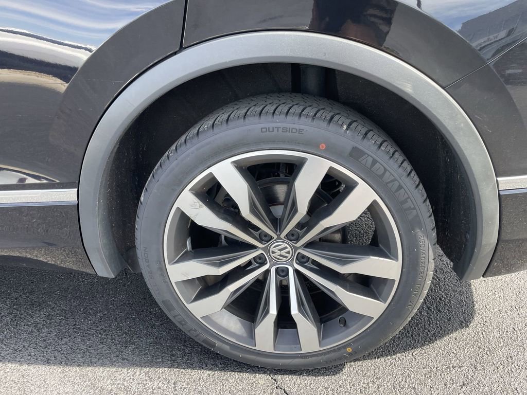 Used 2021 Volkswagen Tiguan SEL Premium R-Line image 8