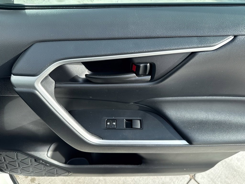 Used 2024 Toyota RAV4 LE image 16