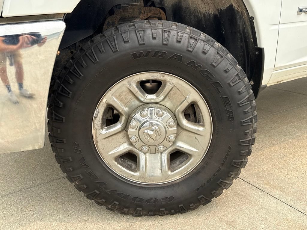 Used 2022 RAM 2500 Big Horn AWD/4WD image 40