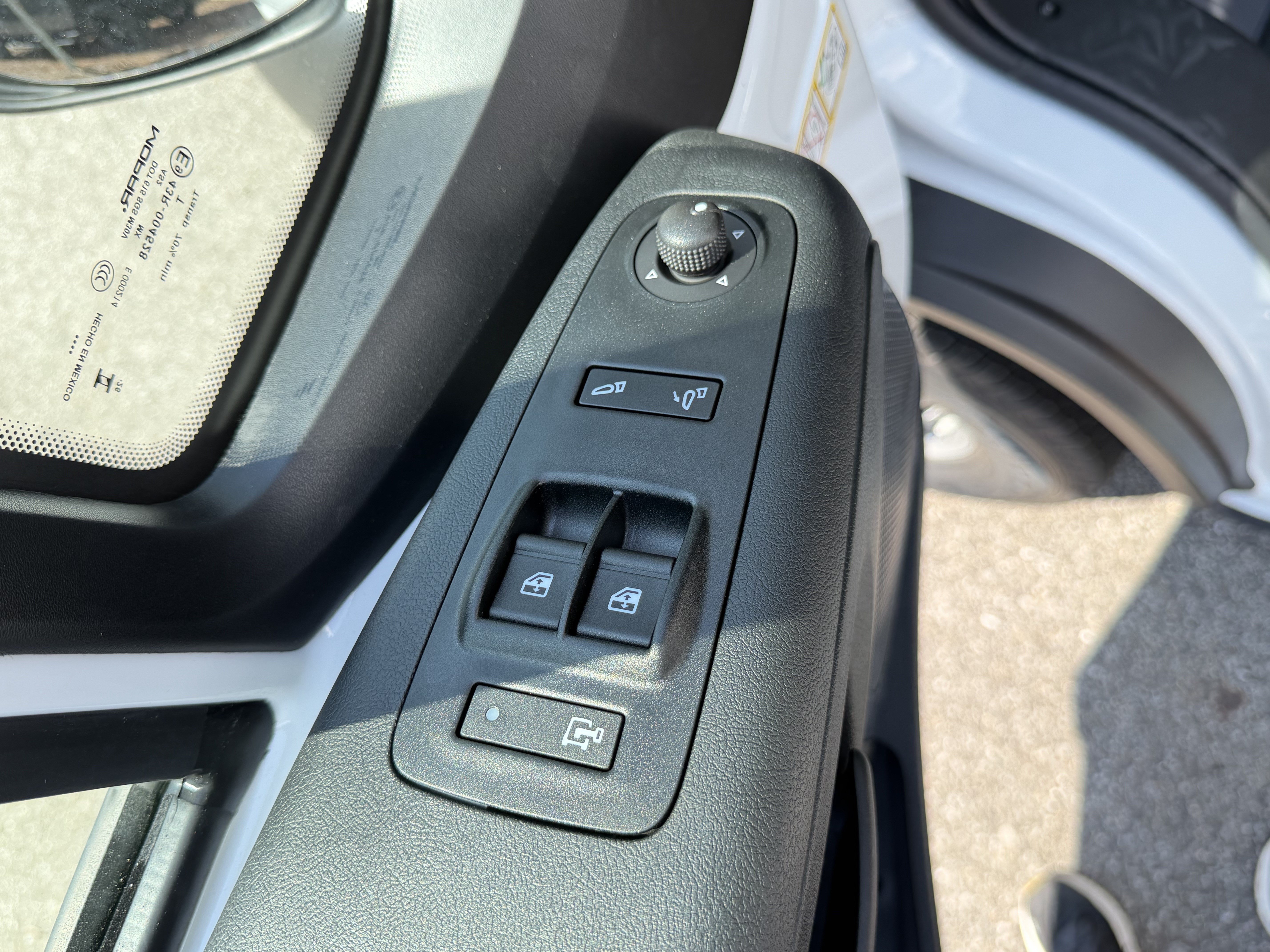 New 2026 RAM ProMaster 2500 w/ Convenience Group FWD image 15