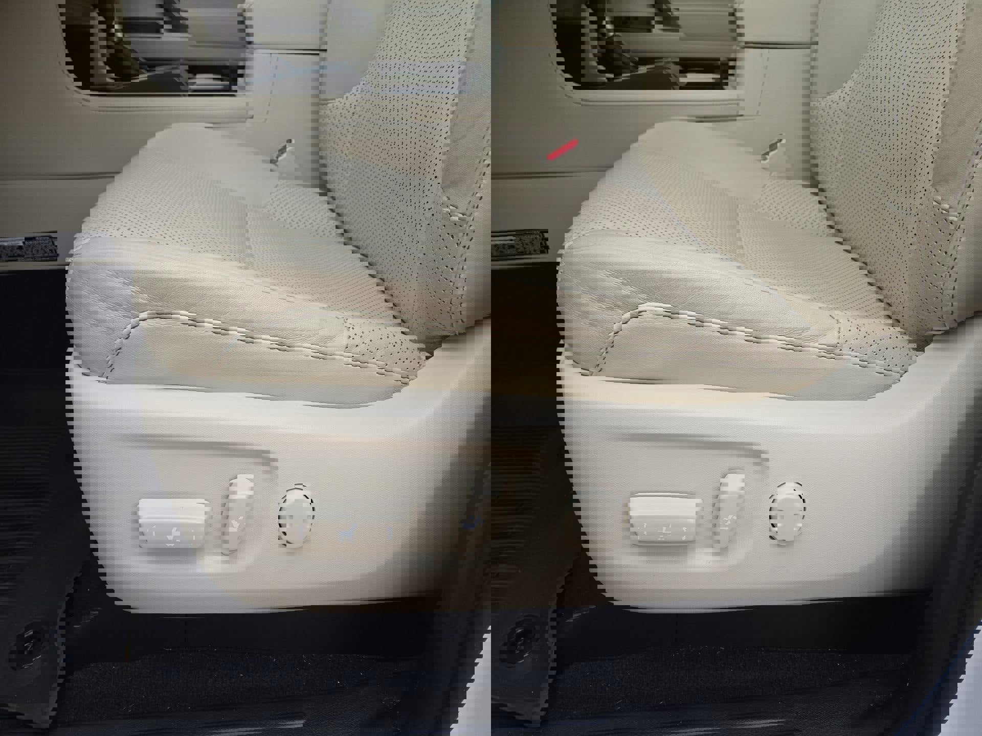 Used 2022 Lexus GX 460 Luxury image 17