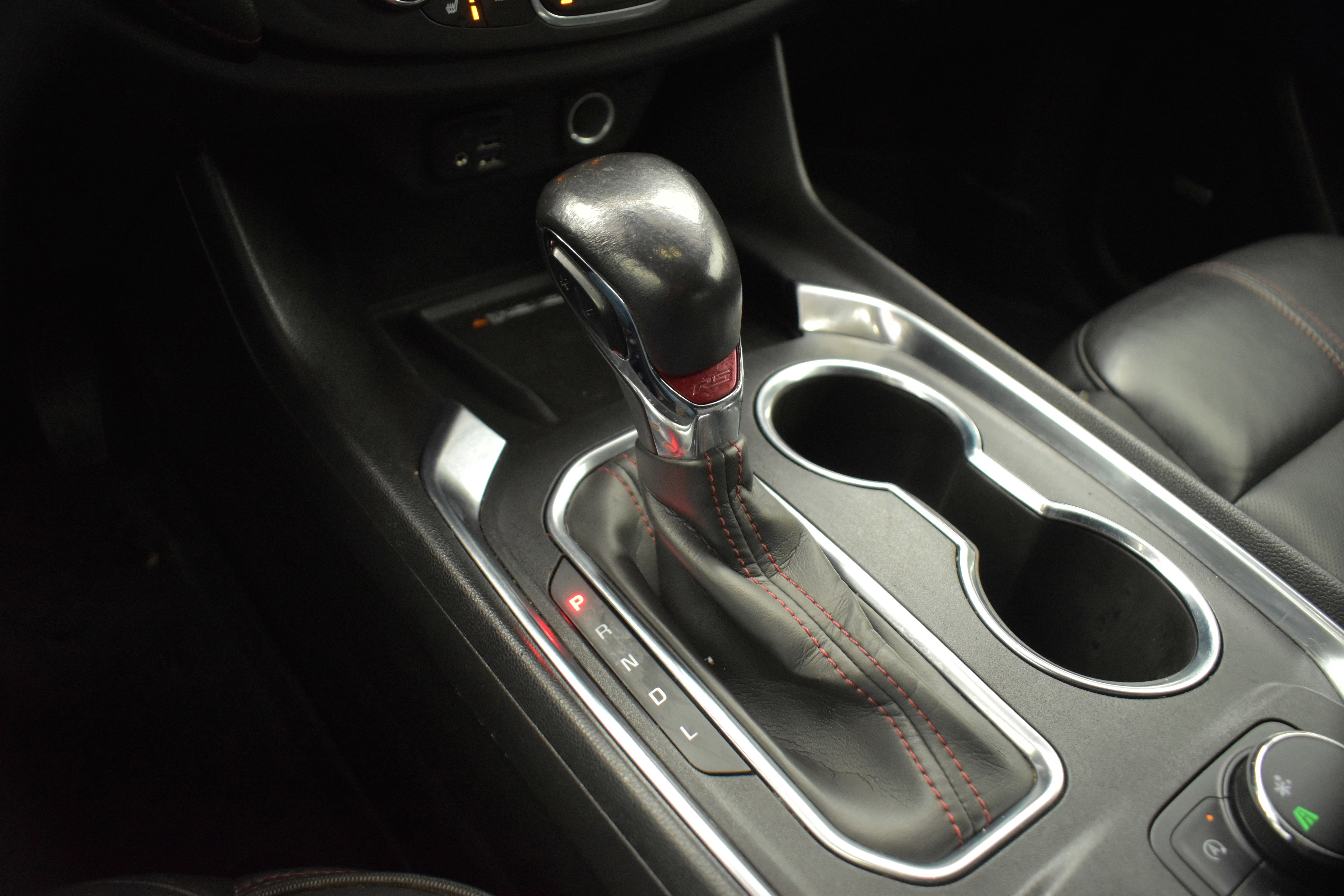 Used 2022 Chevrolet Traverse RS image 23