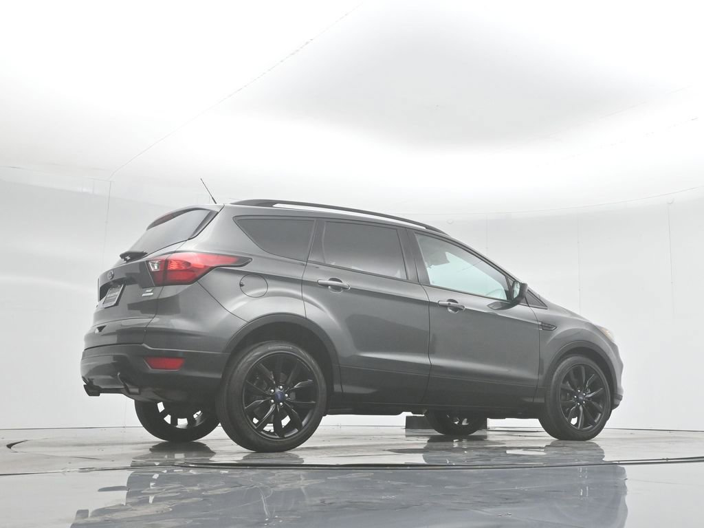 Used 2019 Ford Escape SE image 51