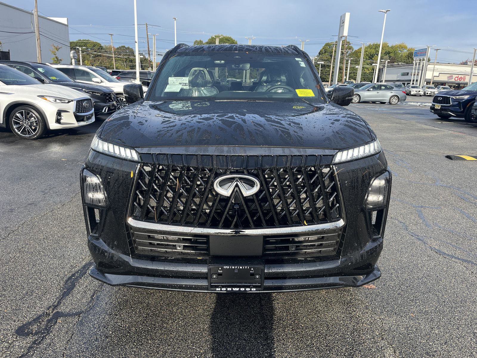 New 2026 INFINITI QX80 4WD image 8