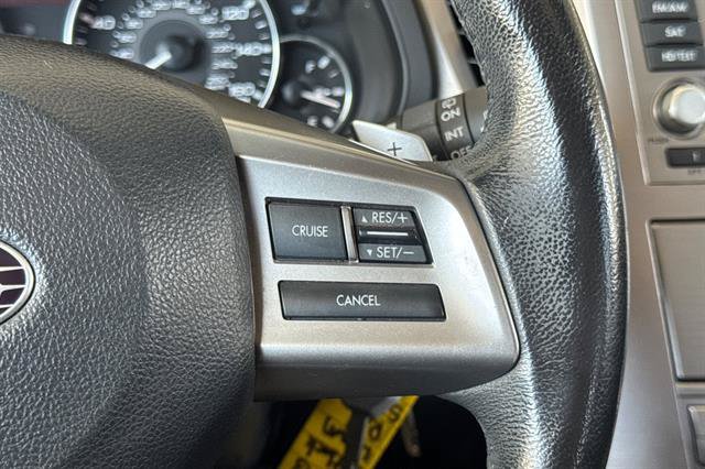 Used 2012 Subaru Outback 3.6R Limited w/ Moonroof Pkg AWD/4WD image 27