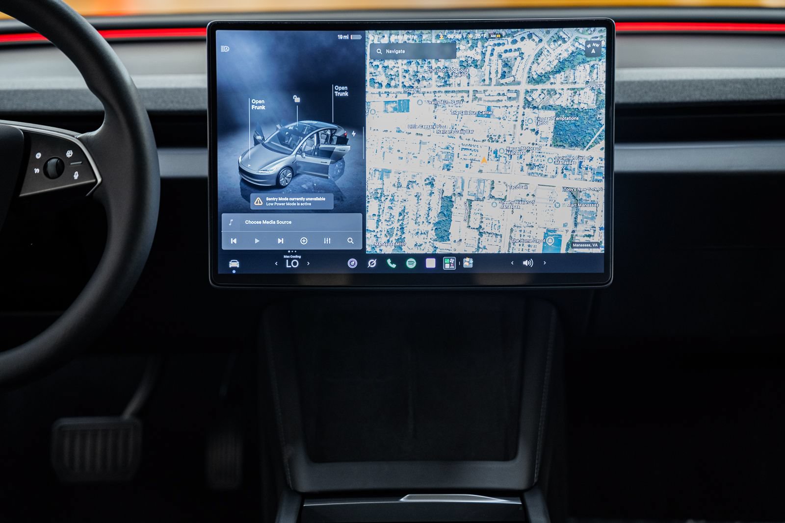 Used 2025 Tesla Model 3 Long Range RWD image 17