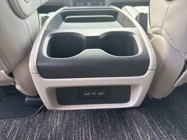 New 2026 Honda Odyssey Touring image 13