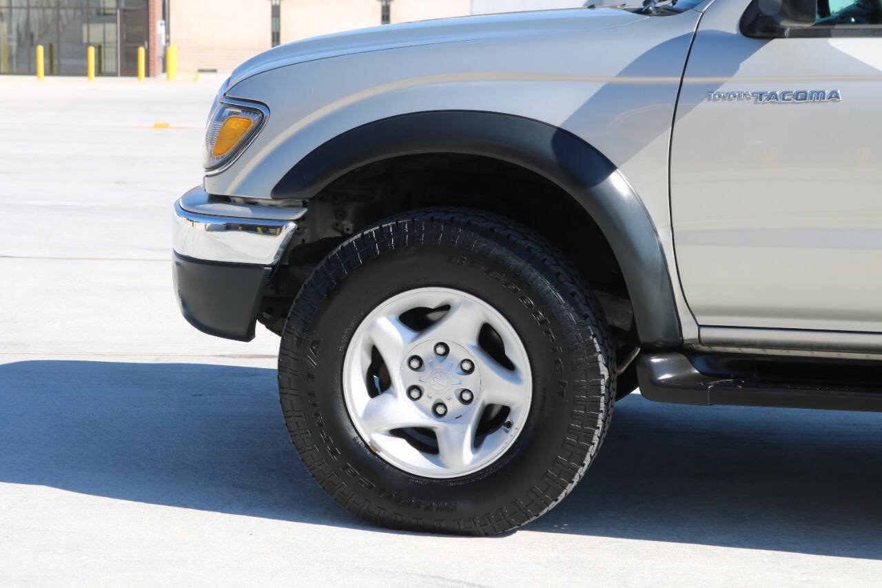 Used 2004 Toyota Tacoma PreRunner RWD image 47