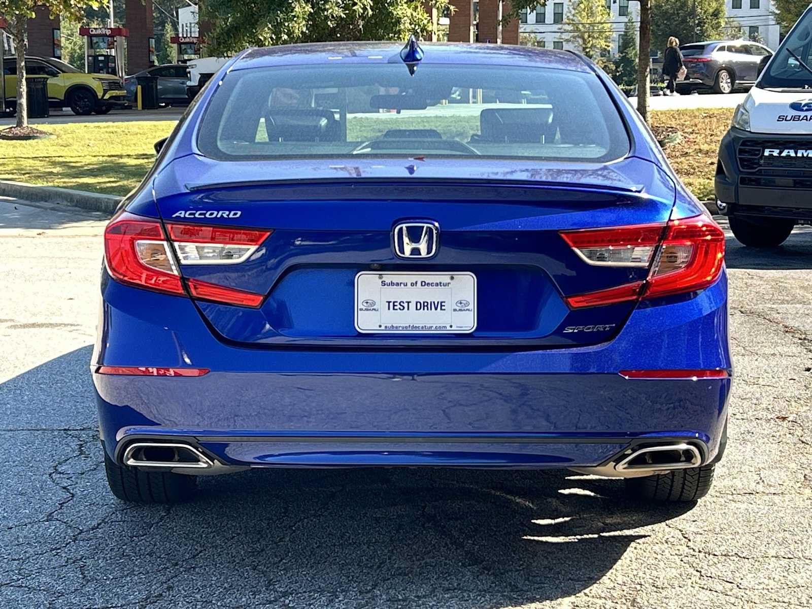 Used 2018 Honda Accord Sport image 3