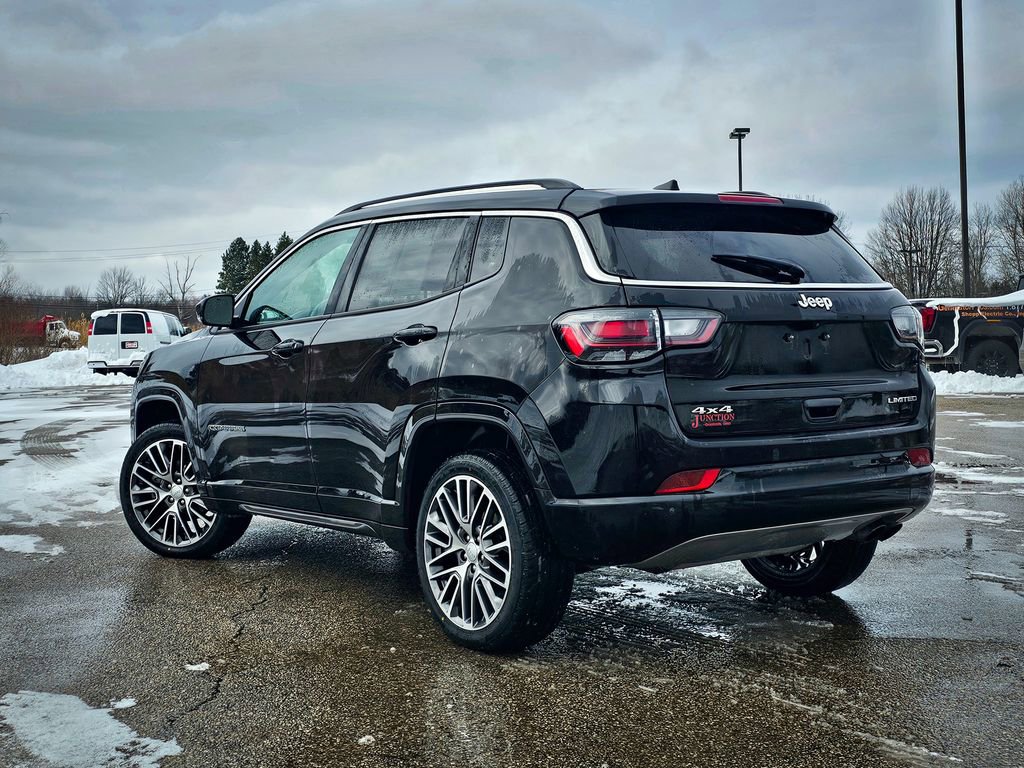 Certified 2022 Jeep Compass Limited w/ Elite Group image 5