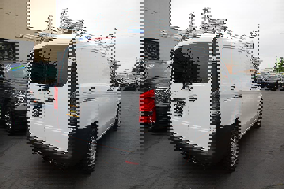Used 2016 Mercedes-Benz Metris image 7