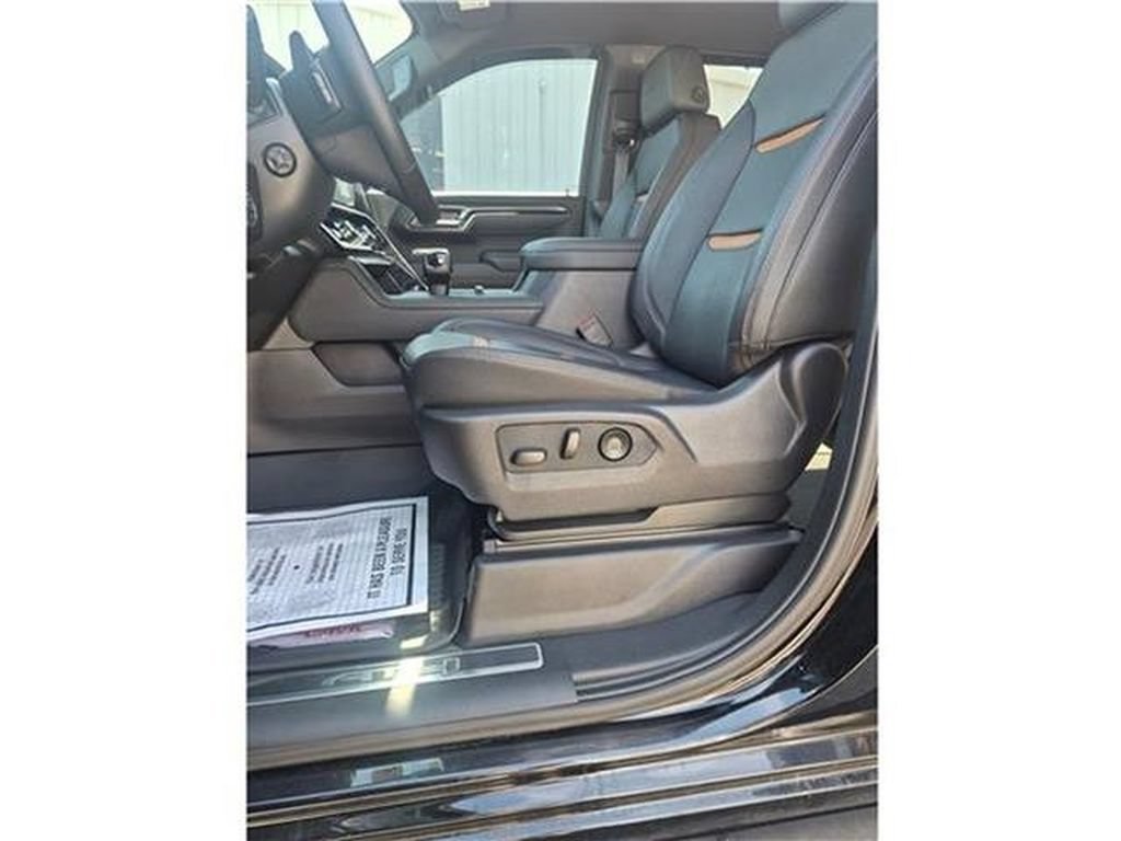 Used 2026 GMC Sierra 1500 AT4 w/ AT4 Premium Package AWD/4WD image 14