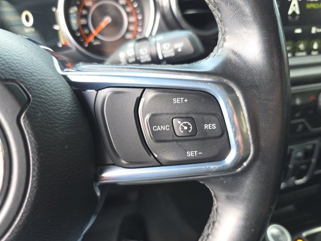 Used 2020 Jeep Wrangler Unlimited Sahara image 18