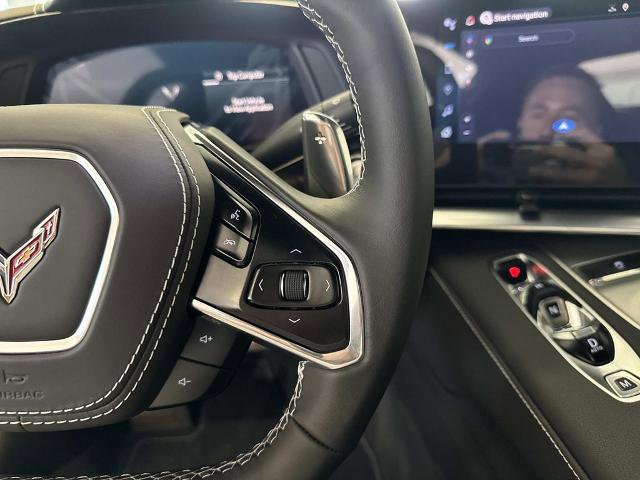 New 2025 Chevrolet Corvette E-Ray image 18