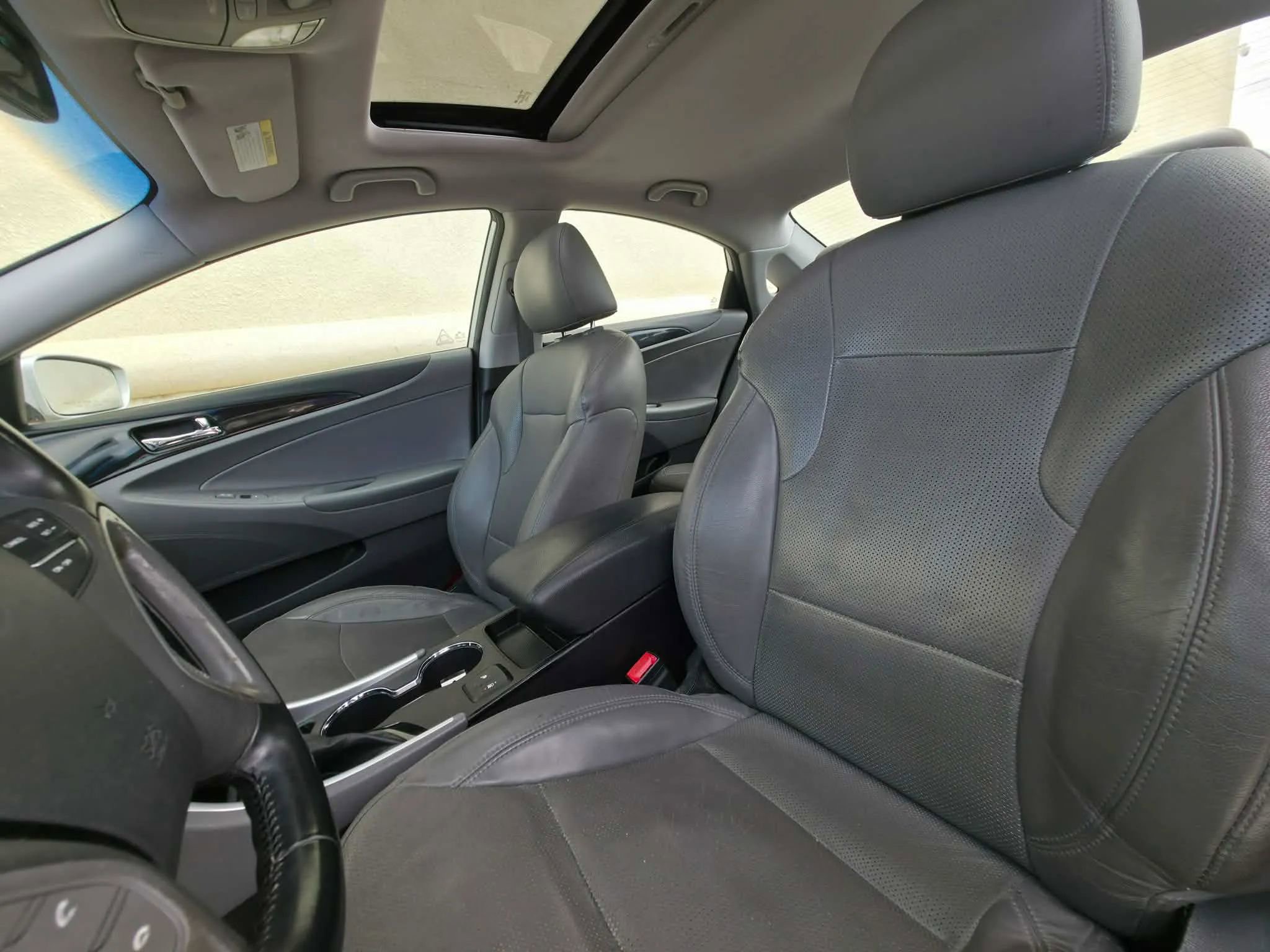 Used 2014 Hyundai Sonata Limited FWD image 10