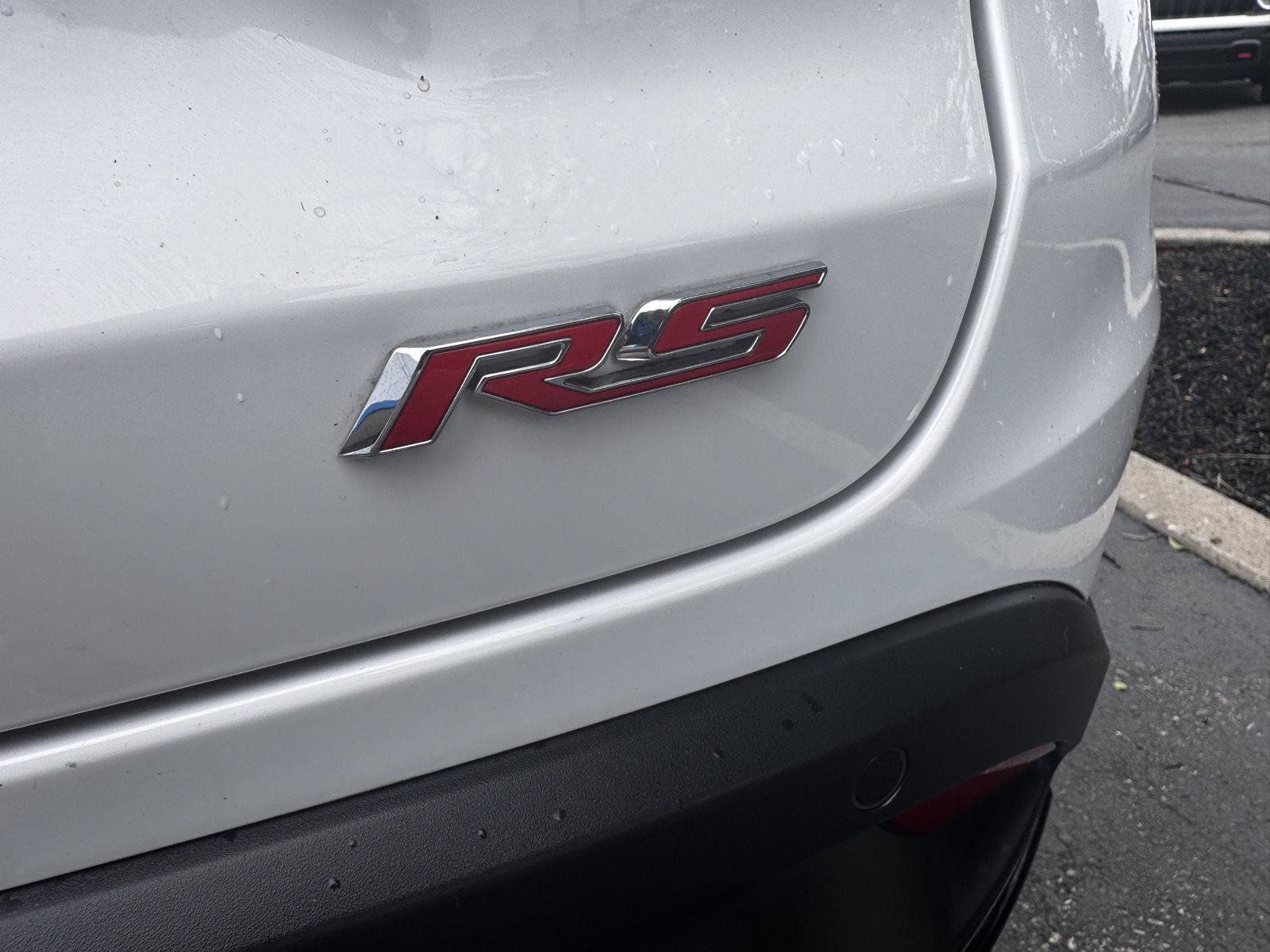 Certified 2024 Chevrolet Trax RS w/ Sunroof Package FWD image 11