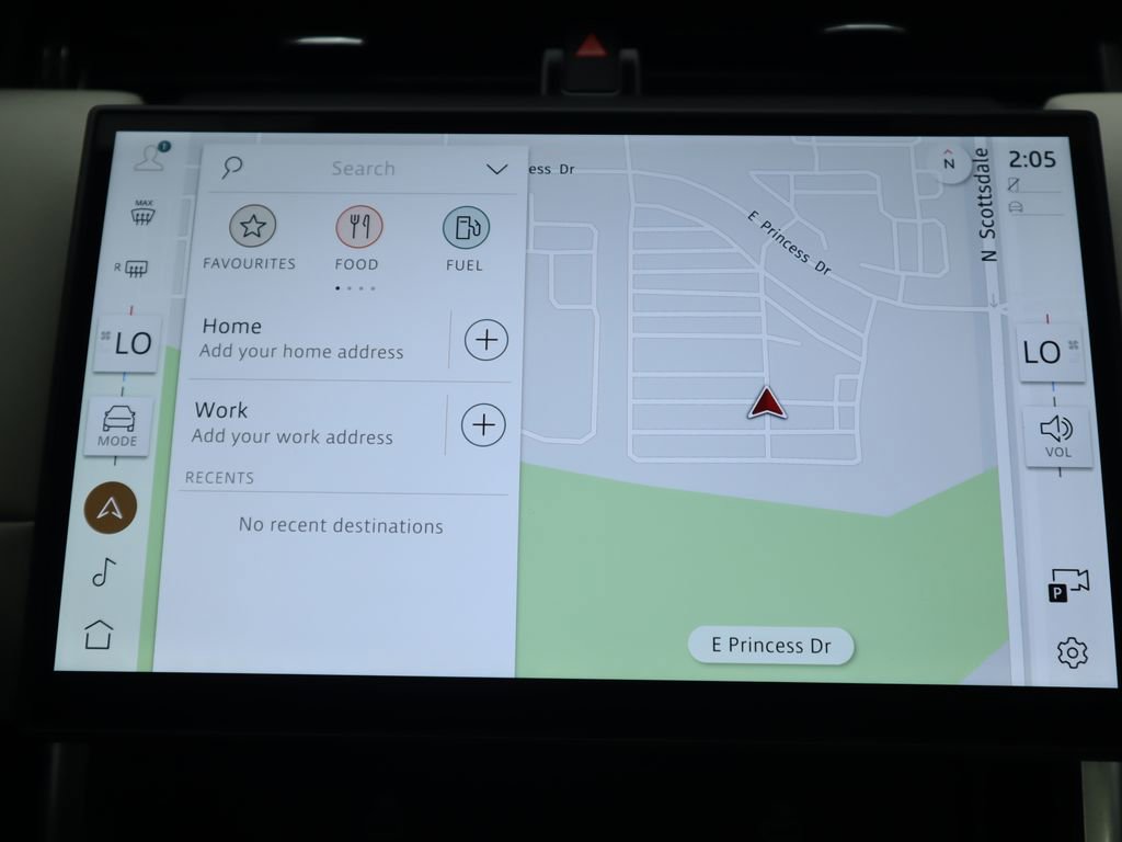 Used 2025 Land Rover Discovery Sport S image 15