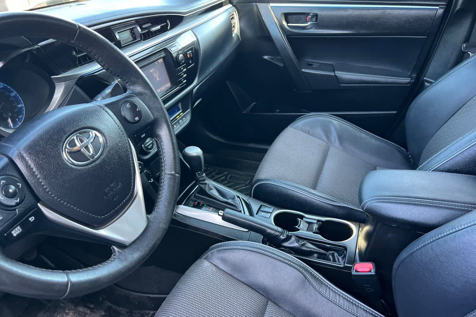 Used 2015 Toyota Corolla S FWD image 12