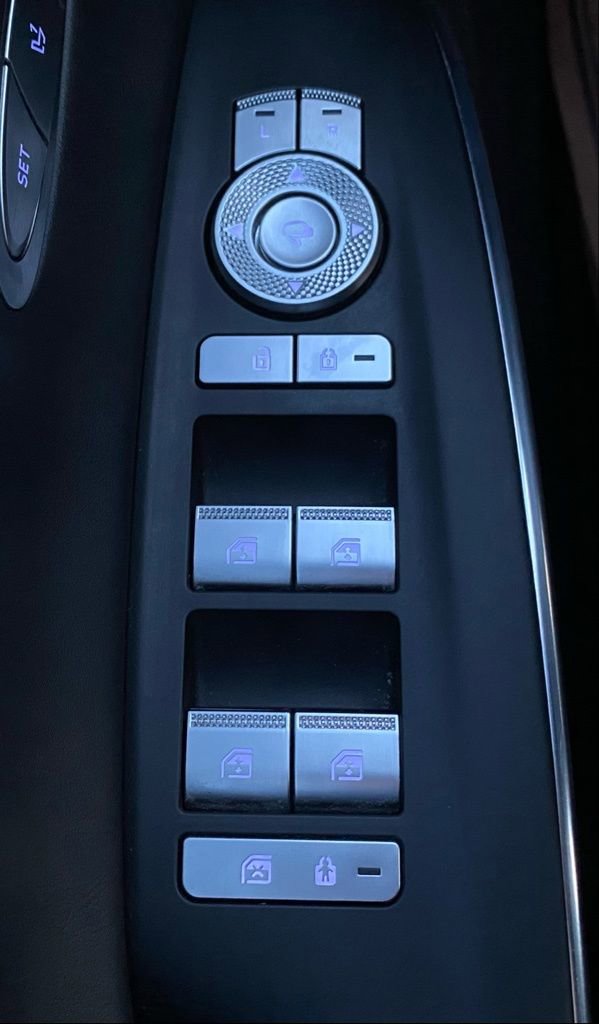 Certified 2023 Genesis GV70 3.5T Sport w/ Sport Prestige Package image 17