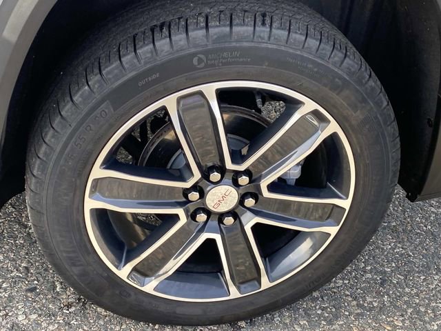 Used 2023 GMC Acadia SLT w/ Technology Package image 34