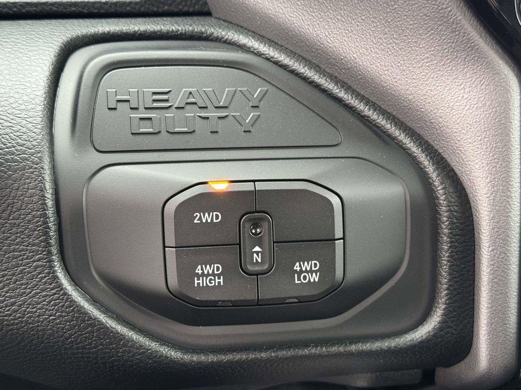 New 2026 RAM 2500 Big Horn AWD/4WD image 21