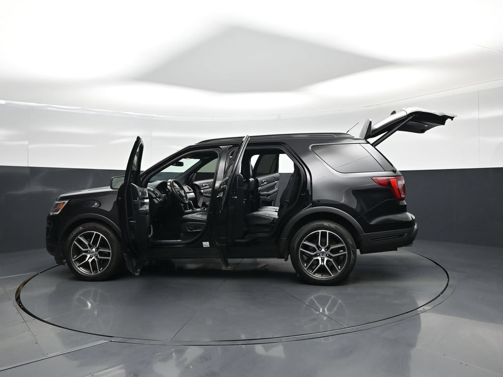 Used 2019 Ford Explorer Sport AWD/4WD image 37