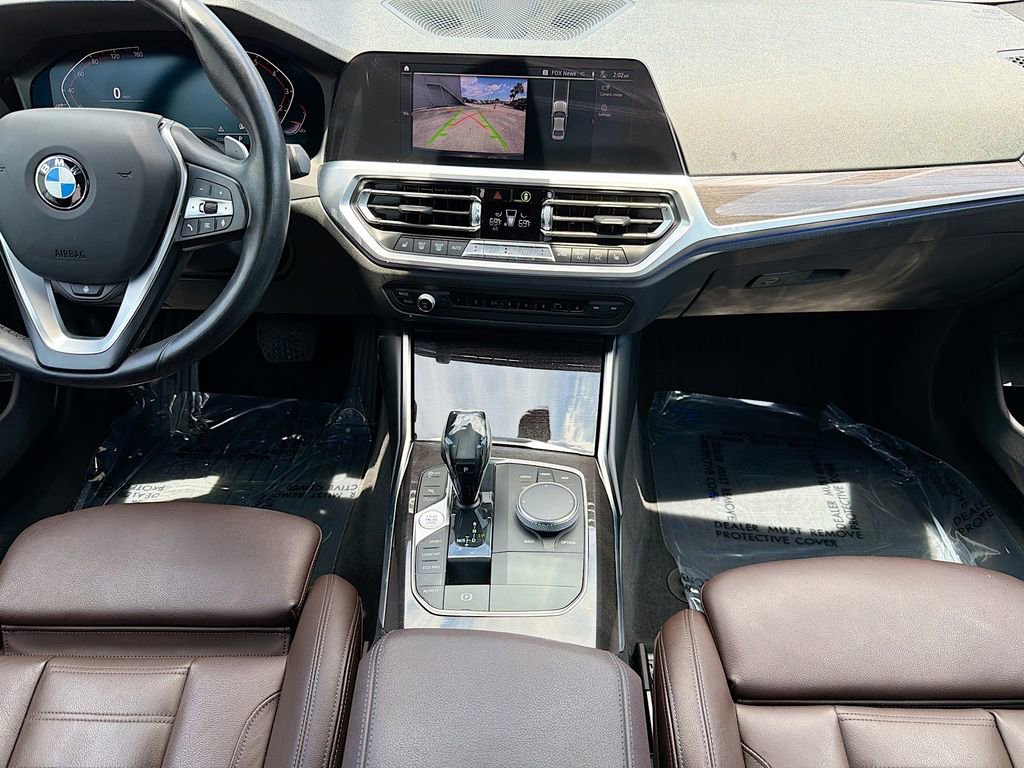 Used 2020 BMW 330i Sedan w/ Premium Package RWD image 17