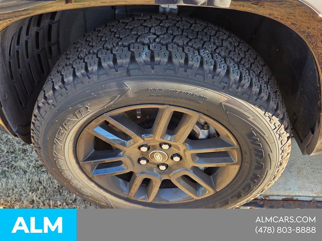 Used 2022 Land Rover Defender 90 X-Dynamic S AWD/4WD image 12