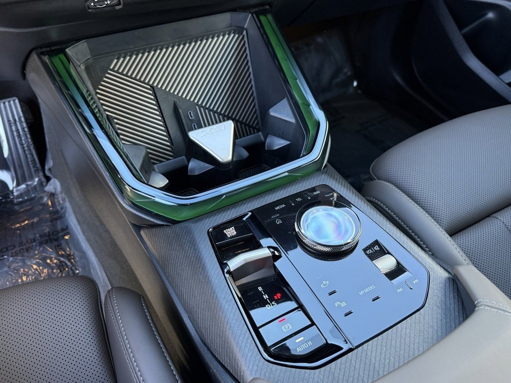 Used 2025 BMW X3 xDrive30i w/ Premium Package image 28