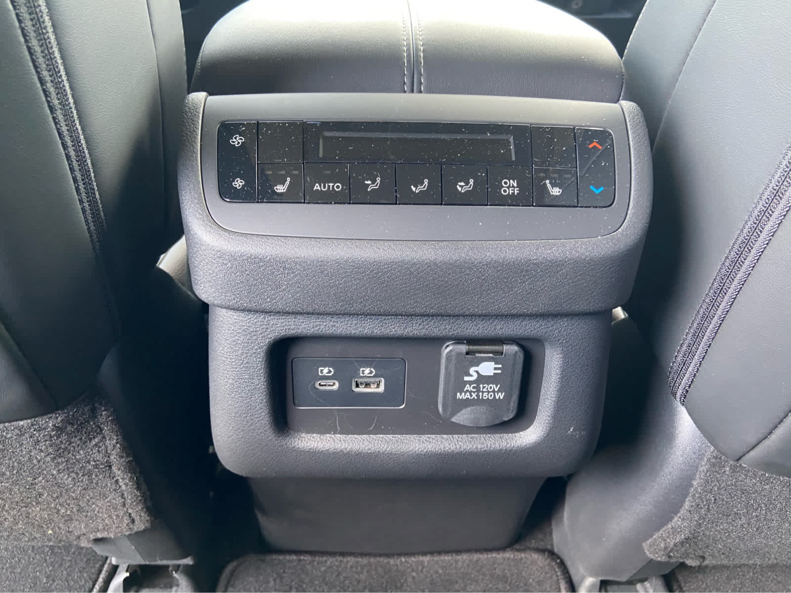 Used 2025 Nissan Pathfinder Platinum w/ Cargo Package FWD image 19