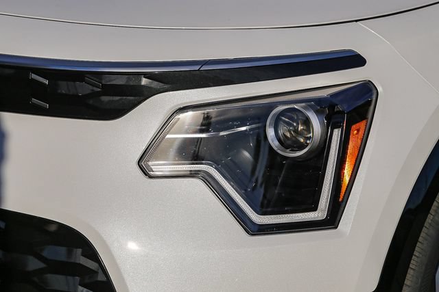 New 2026 Kia Niro Wind FWD image 12