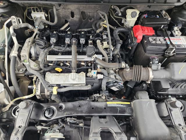Used 2022 Nissan Kicks S FWD image 33