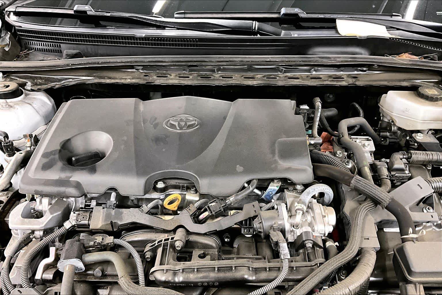 Used 2025 Toyota Camry LE FWD image 31