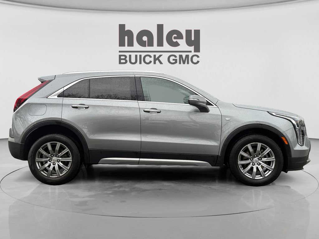 Used 2023 Cadillac XT4 Premium Luxury FWD image 6
