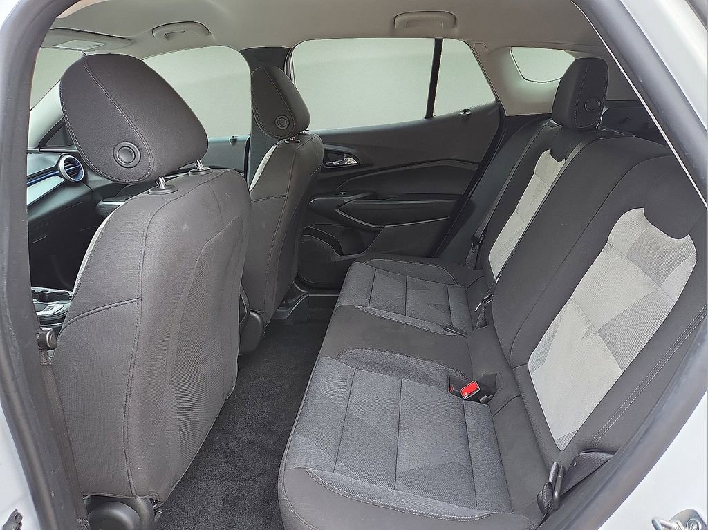 Used 2024 Chevrolet Trax LS image 19