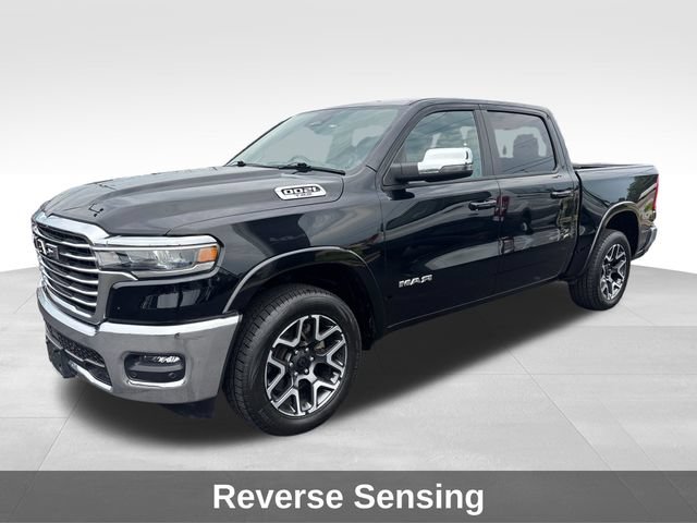 Used 2025 RAM 1500 Laramie AWD/4WD image 8