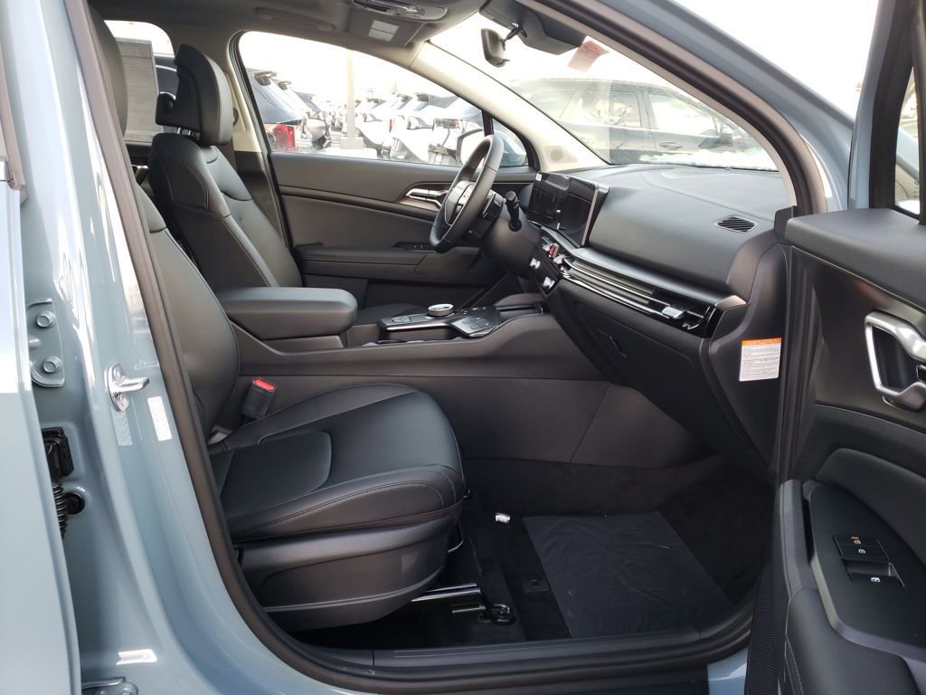 New 2026 Kia Sportage EX w/ EX Panoramic Sunroof Package image 19